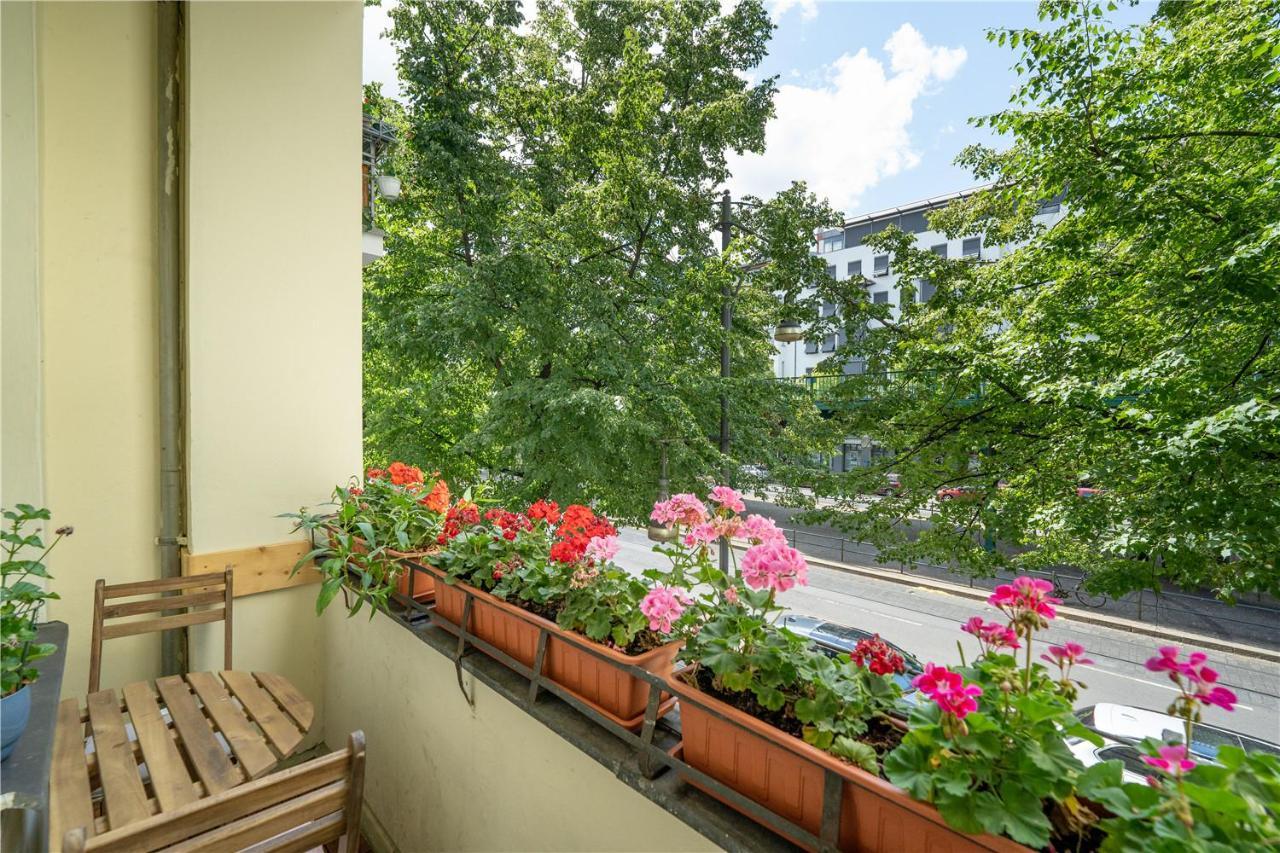 Holiday 33 Apartments Efg Schoenhauser Allee Mit Balkon Berlín Exteriér fotografie